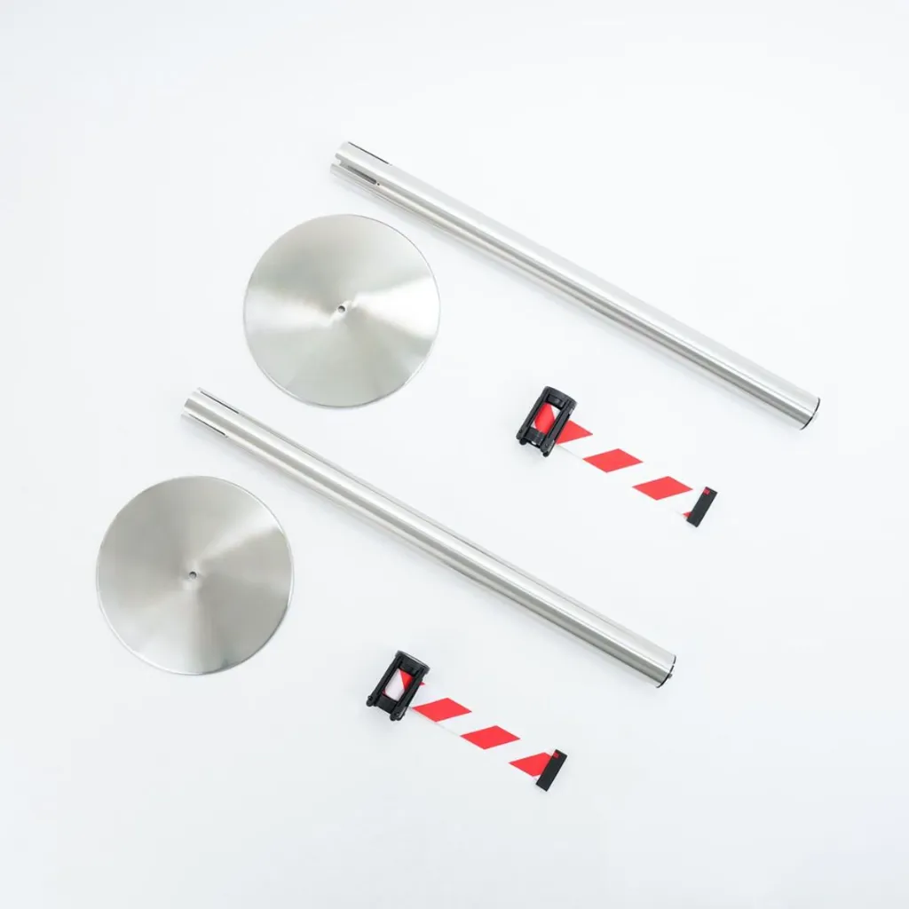 Poteaux de guidage acier brossé avec sangle blanc rouge pour balisage professionnel kit démonté TELNALINE