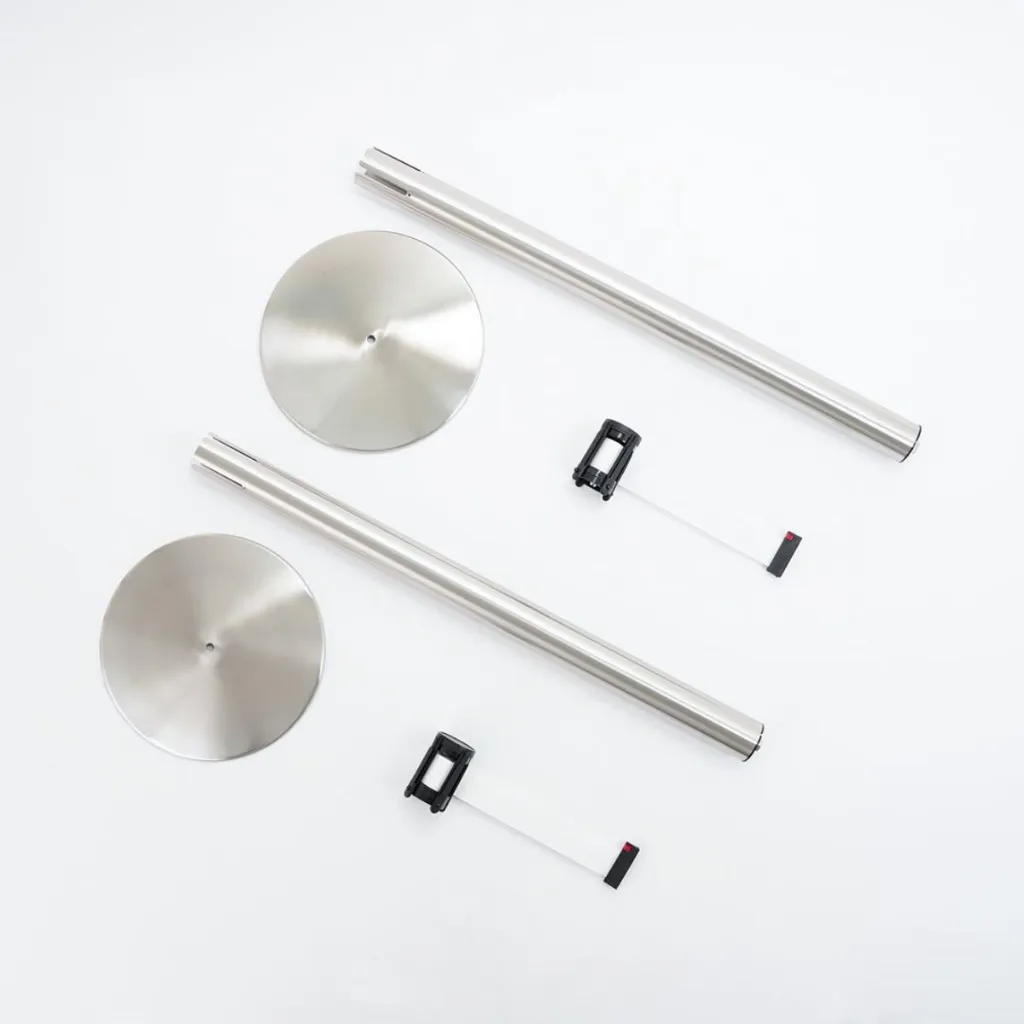 Poteaux de guidage acier brossé avec sangle blanche kit démonté professionnel TELNALINE