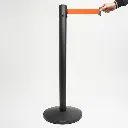 Poteau de guidage noir mat avec sangle orange et base conique professionnelle TELNALINE