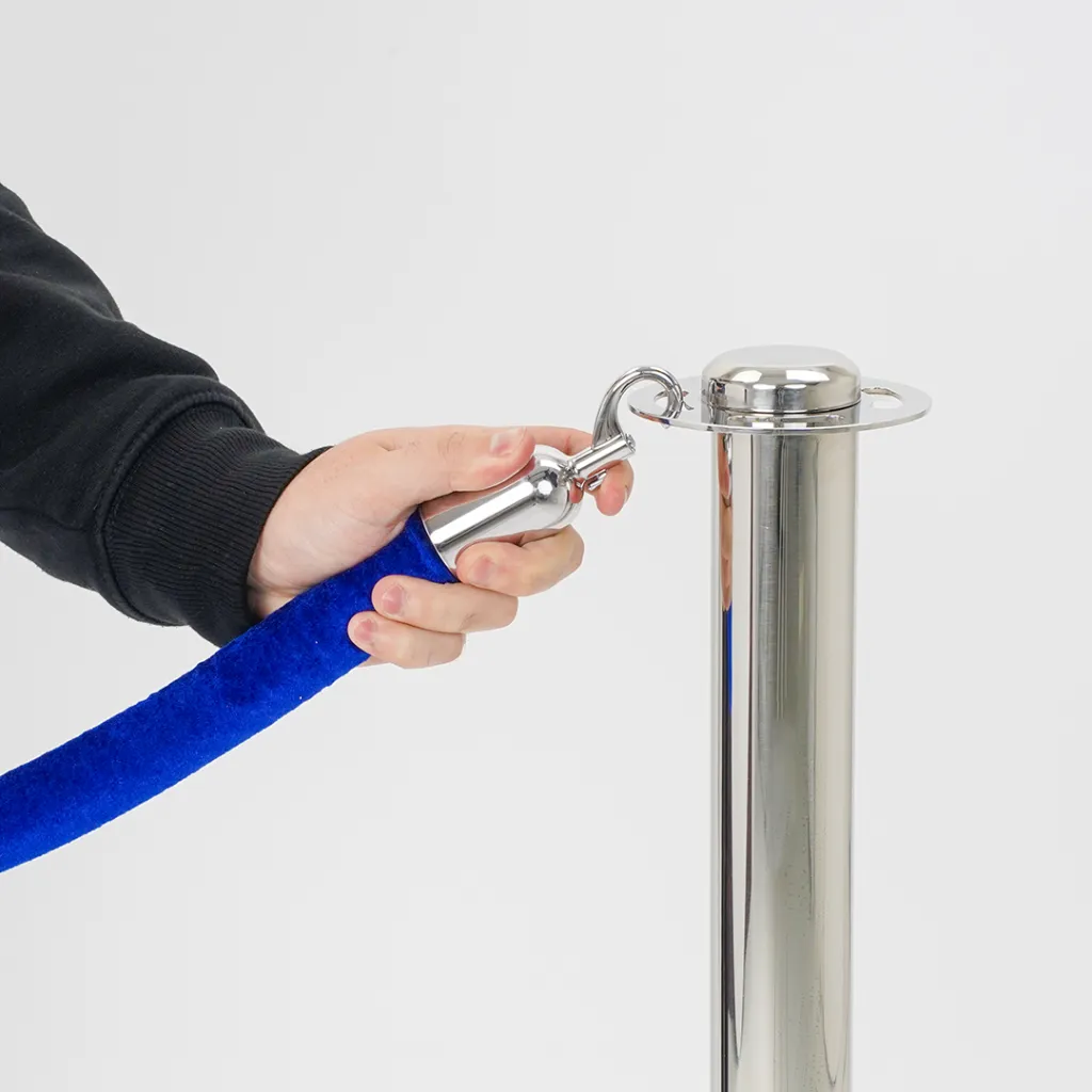 Fixation cordon avec mousqueton sur poteau de guidage chrome TELNALINE