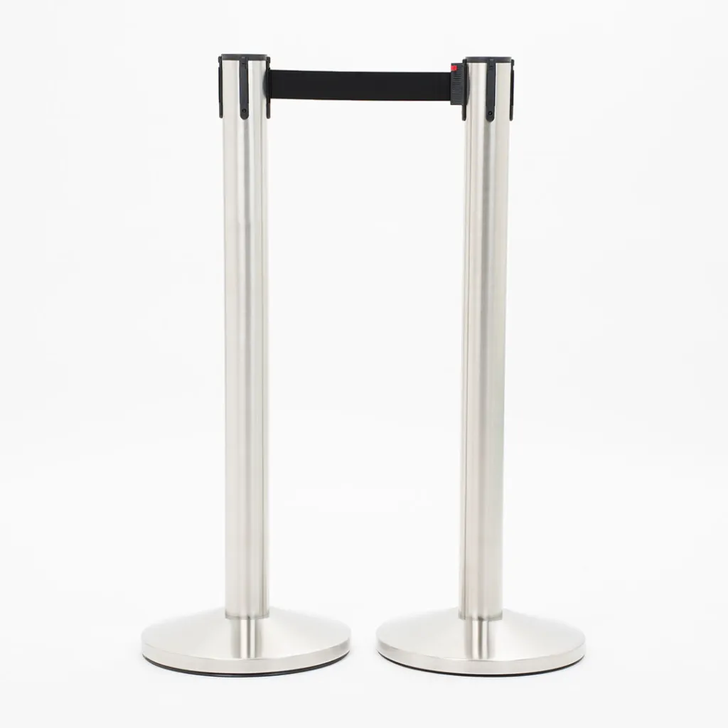 Paire de poteaux de guidage acier brossé sangle noire file d'attente professionnelle TELNALINE