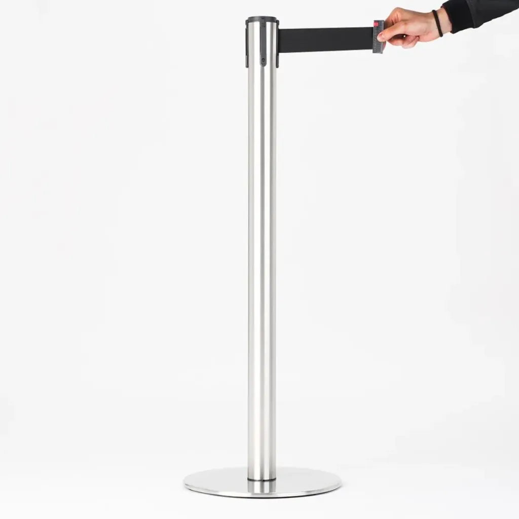 [TLN001L] Poteau de guidage à sangle 3 m – Acier poli – Base plate Ø 35 cm